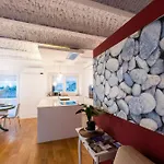 Simon's House