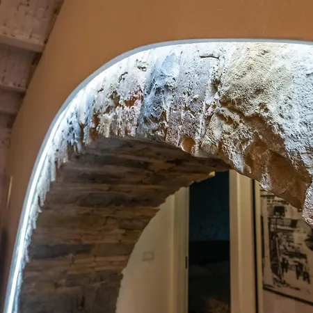 Simon's House Apartman *